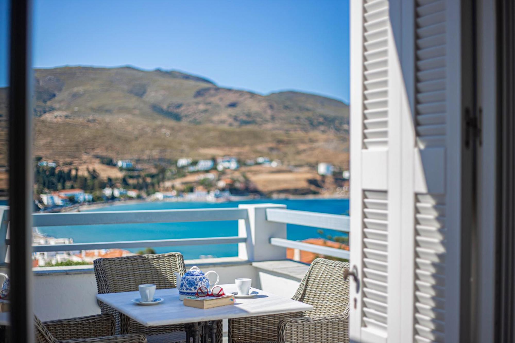 Micra Anglia Boutique Hotel & Spa Ándros Екстериор снимка