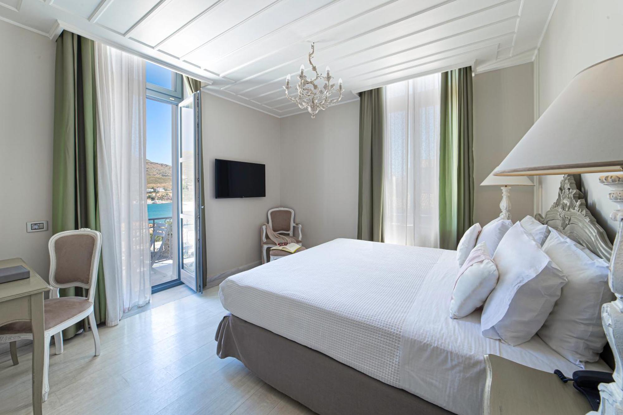 Micra Anglia Boutique Hotel & Spa Ándros Екстериор снимка